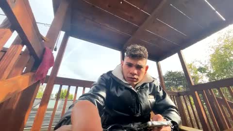 Snapshot of coronelking chatting on January 4, 10:13 pm coronelking online show from January 4, 10:13 pm