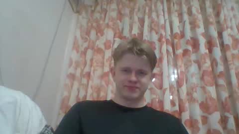 Andrew online show from April 14, 7:24 pm