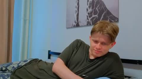 Andrew online show from July 26, 4:48 pm