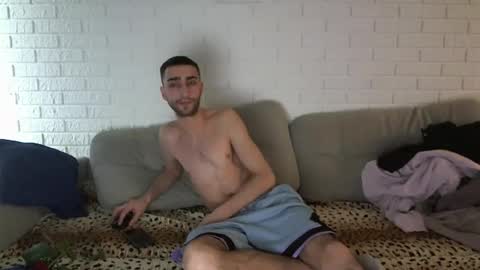 crazy online show from March 10, 11:23 am