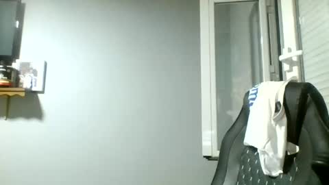 crazyboy44412345 online show from July 5, 9:55 pm