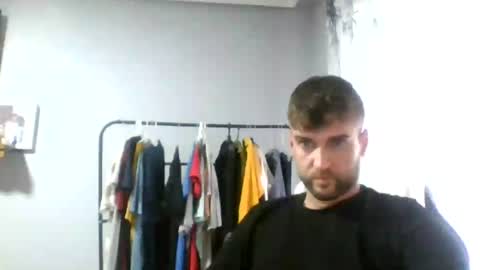 crazyboy44412345 online show from July 20, 1:35 pm