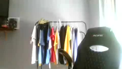 crazyboy44412345 online show from July 16, 9:05 am