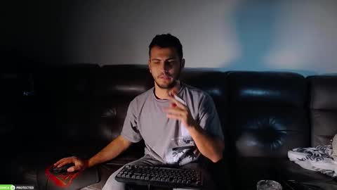 Snapshot of crazydom1 chatting on October 24, 10:33 pm Crazy online show from October 24, 10:33 pm