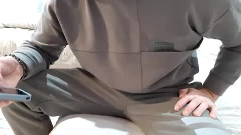 Snapshot of cresp94 chatting on January 3, 9:15 am Hot ass boy online show from January 3, 9:15 am