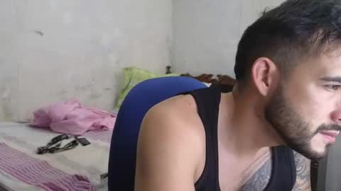 Snapshot of cris_simons chatting on March 9, 11:25 pm cris_simons online show from March 9, 11:25 pm