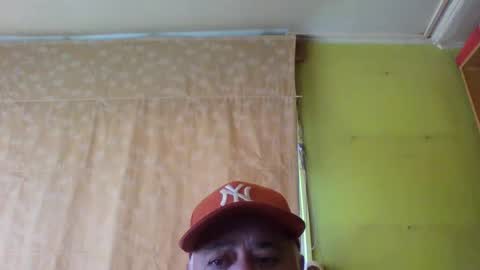 crmperez online show from January 5, 8:01 pm