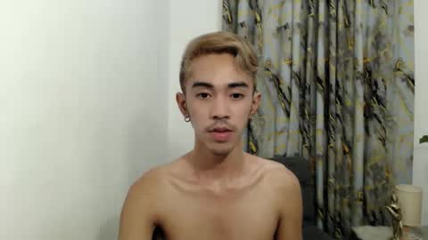 crocodale online show from October 24, 9:49 pm