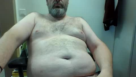 Crouch1 online show from July 9, 2:49 am