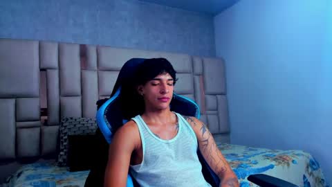 Croy online show from April 1, 7:22 pm