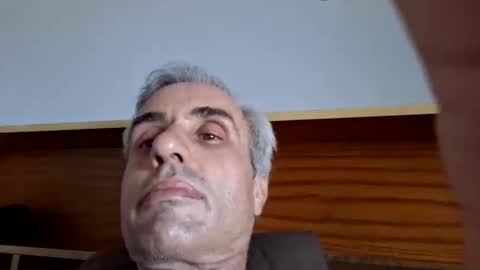 Crucut online show from December 3, 2:27 pm