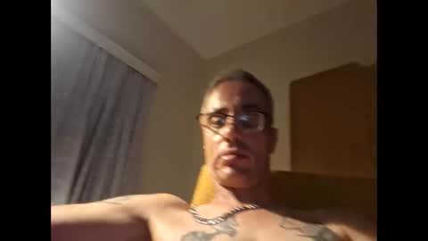 Crucut online show from December 8, 11:19 pm