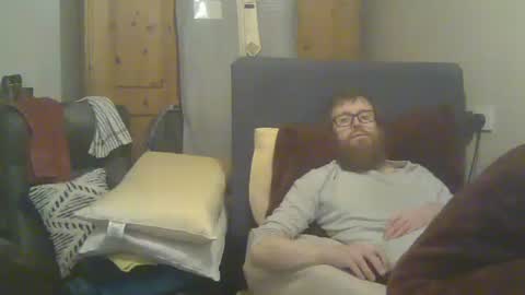 chris online show from April 23, 12:15 am