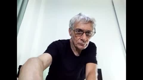 Snapshot of cucaio18 chatting on February 23, 12:54 pm BIG UNCUT HARD COCK online show from February 23, 12:54 pm