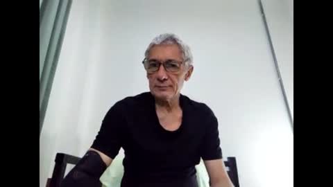 Snapshot of cucaio18 chatting on February 18, 2:05 am BIG UNCUT HARD COCK online show from February 18, 2:05 am