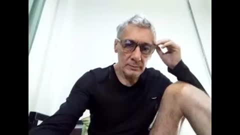 Snapshot of cucaio18 chatting on January 12, 11:15 pm BIG UNCUT HARD COCK online show from January 12, 11:15 pm