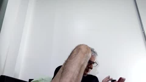 Snapshot of cucaio18 chatting on February 28, 3:26 pm BIG UNCUT HARD COCK online show from February 28, 3:26 pm