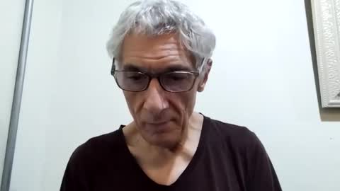 Snapshot of cucaio18 chatting on December 9, 10:11 am BIG UNCUT HARD COCK online show from December 9, 10:11 am