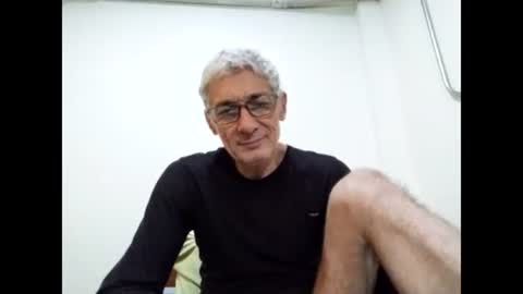 Snapshot of cucaio18 chatting on February 14, 1:45 am BIG UNCUT HARD COCK online show from February 14, 1:45 am