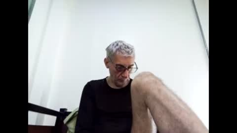 Snapshot of cucaio18 chatting on January 14, 2:08 am BIG UNCUT HARD COCK online show from January 14, 2:08 am