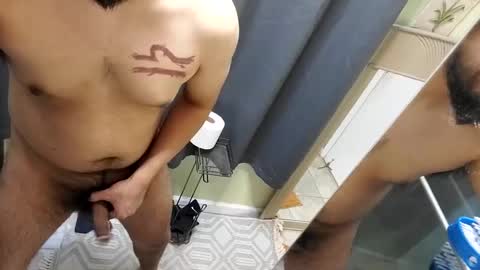 cucumbaboi online show from January 18, 6:32 pm