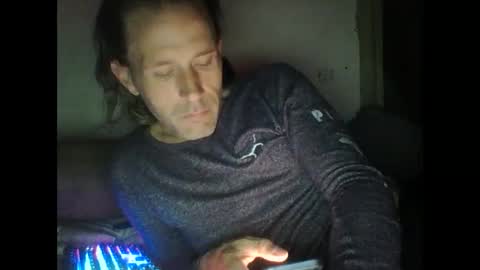 Snapshot of cumslutboi27 chatting on January 18, 9:45 am cumslutboi27 online show from January 18, 9:45 am