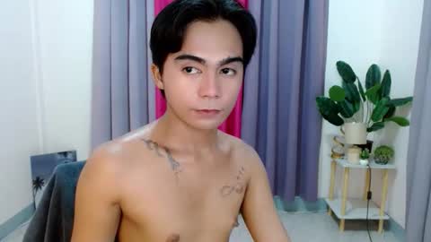 Xyrien online show from April 6, 4:46 am