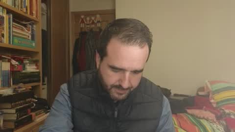 curiosillo1983 online show from February 15, 7:44 pm