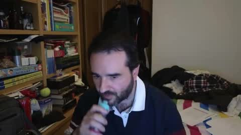 curiosillo1983 online show from March 19, 6:55 pm