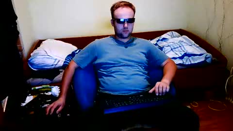 cute69696969 online show from June 14, 2:24 am