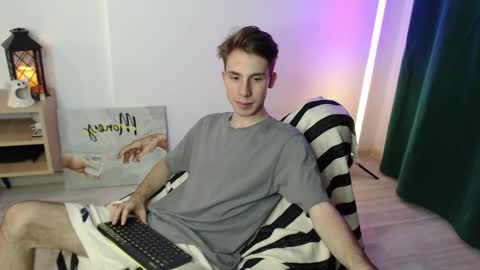 Im Brian online show from October 26, 3:25 pm