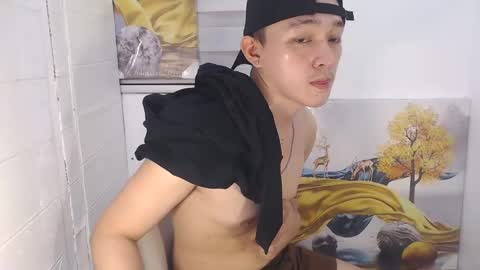 cute_enzo24 online show from December 6, 6:48 am