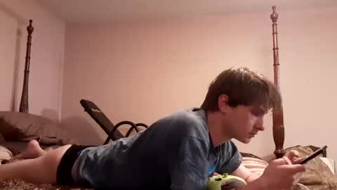 cuteboii29 online show from March 12, 12:42 am