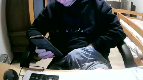 Cuteboy090 online show from March 26, 4:11 pm