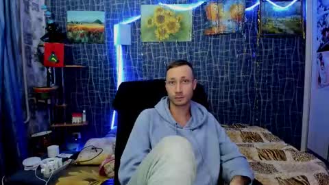 cuteboy228 online show from January 14, 8:01 pm