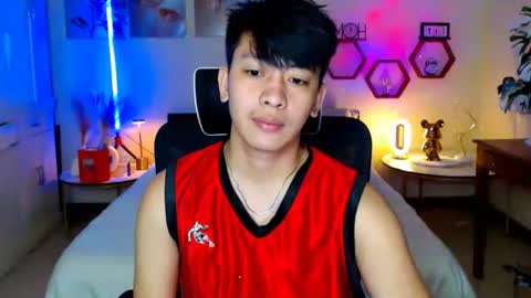 Neil Taylor online show from February 20, 3:03 am