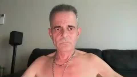 cwaddle online show from July 4, 12:52 pm