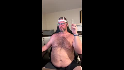 dadbod787 online show from June 1, 1:17 am