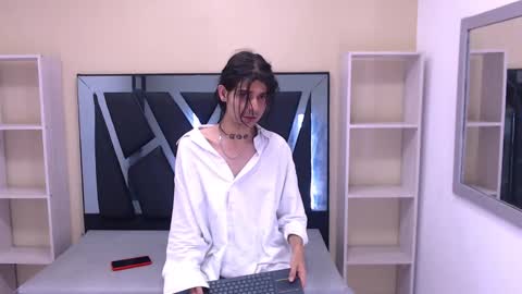 tayler online show from March 7, 1:20 am