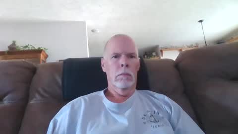 Snapshot of daddysmk chatting on October 8, 4:00 pm daddysmk online show from October 8, 4:00 pm