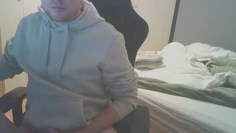 Dae5 online show from January 11, 4:00 pm