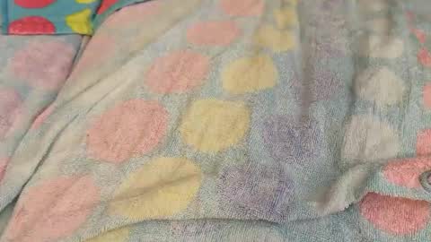 dakota_slidesin online show from March 6, 2:30 am