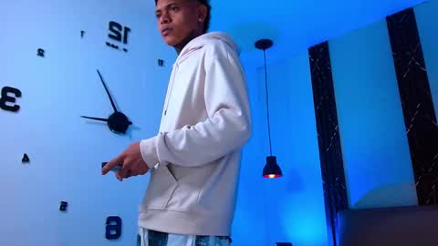 damar_felipe online show from November 2, 5:01 am