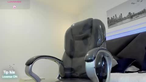 DAMIAN online show from February 18, 1:31 pm