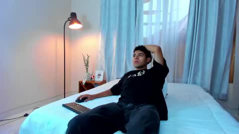 Damian online show from June 3, 12:40 pm