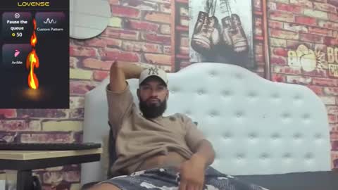 damian_shakur online show from December 16, 11:39 am