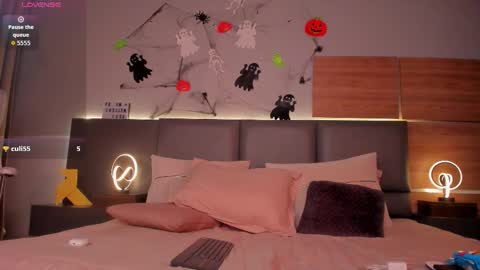 D A M O N online show from October 26, 12:12 am