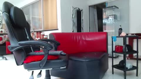 damyan_2003 online show from November 20, 2:38 pm