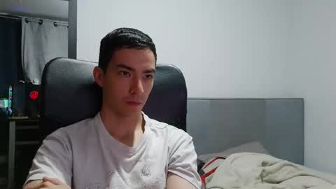 x  x online show from June 4, 9:43 pm