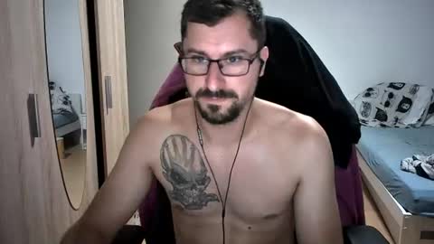 King Dan online show from July 24, 9:33 pm
